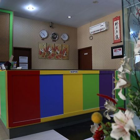 Nida Rooms Makassar Jampea 19536 Zewnętrze zdjęcie